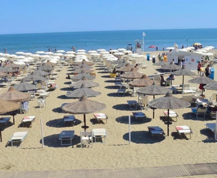 Casa Vacanza Dei Greci Barletta Eksteriør billede